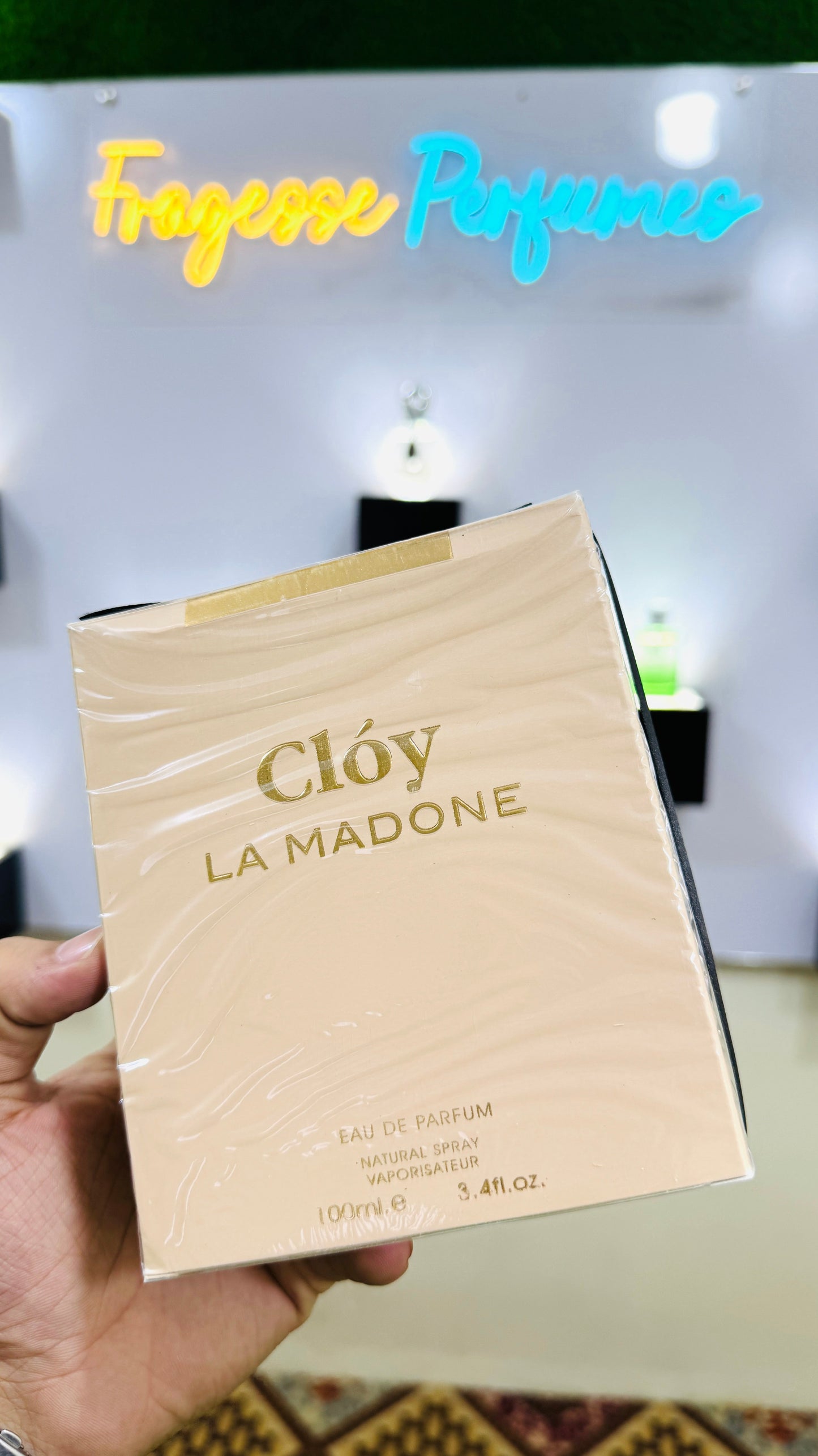 Cloy LA MADONE Perfume with Spray Gift, Parcel Allow to Open